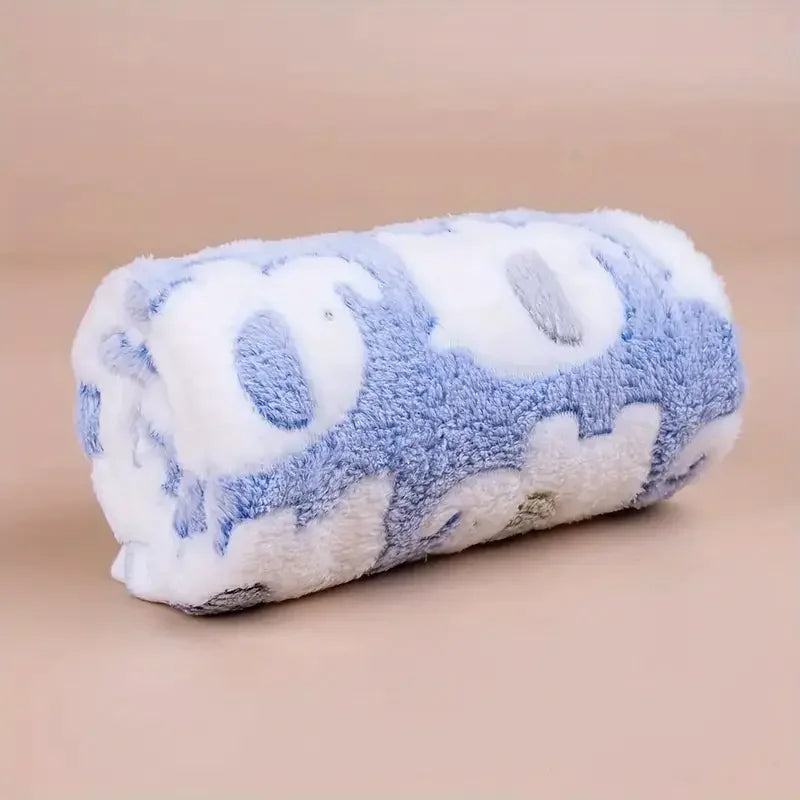 Cartoon Elephant Flannel Pet Blanket – Soft Cozy Throw for Dogs and Cats