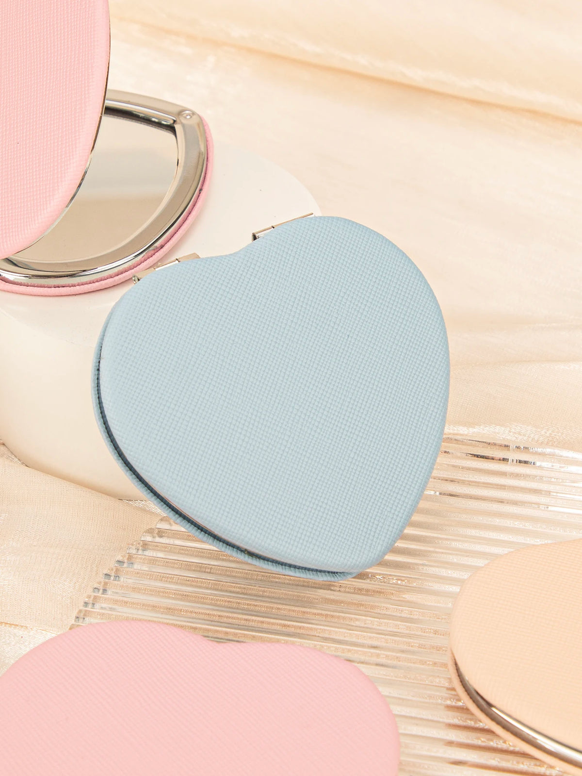 Double Sided Metal Desktop Mirror – Minimalist Vanity Accessory for Makeup
