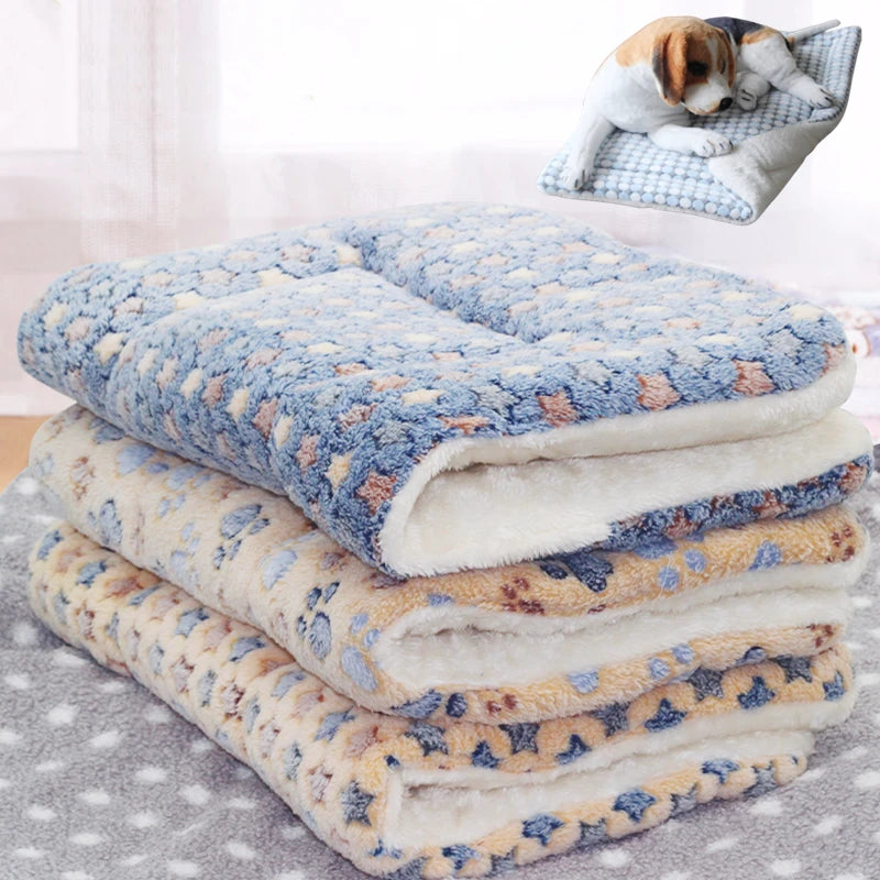 Flannel Dog Bed – Thickened Sleeping Mat for Small to Large Dogs and Cats
