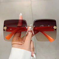 Oversized Rimless Square Sunglasses – Gradient Fashion Eyewear for Women