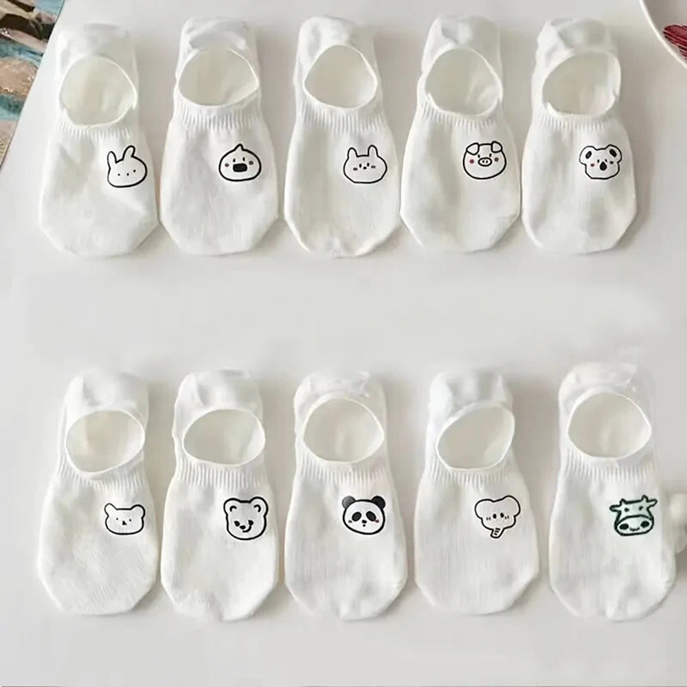 Cartoon Teddy Bear Ankle Socks – Breathable Cotton Casual Footwear for Women