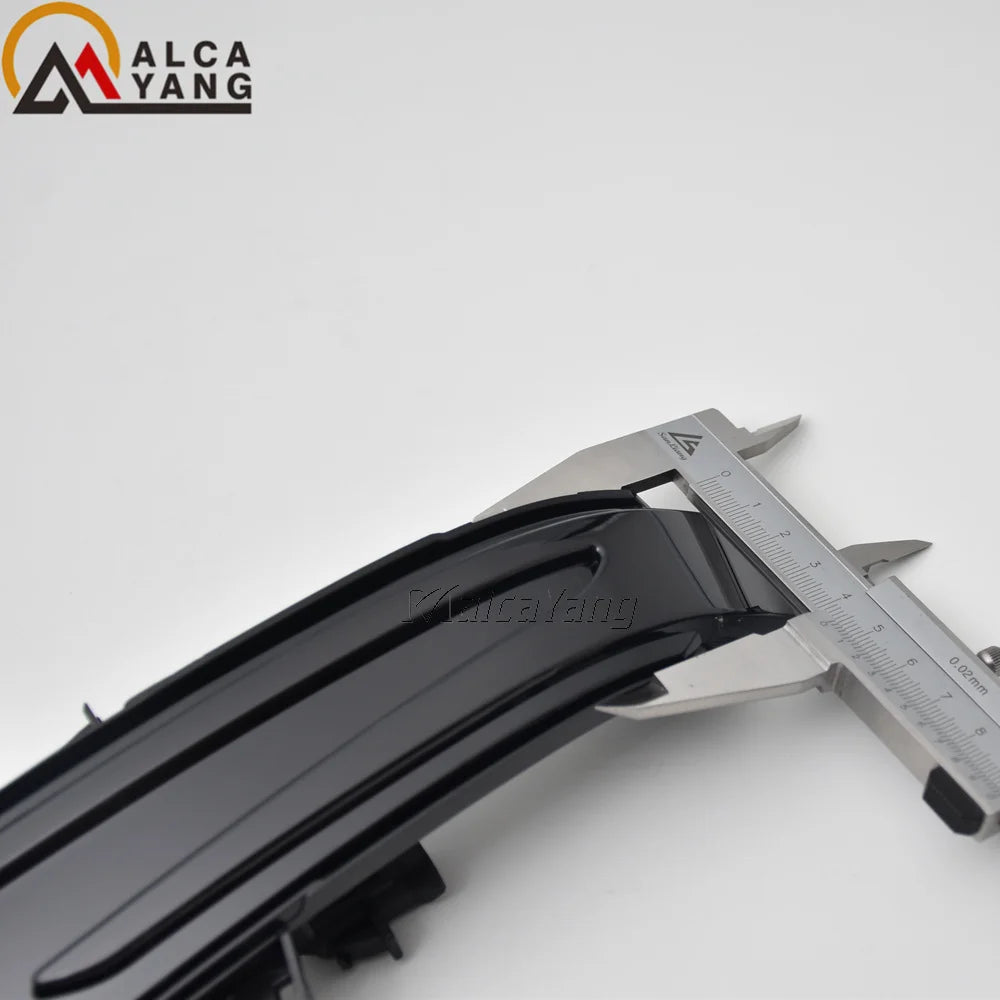 Dynamic LED Side Mirror Indicators – Sequential Turn Signals for Mercedes Benz