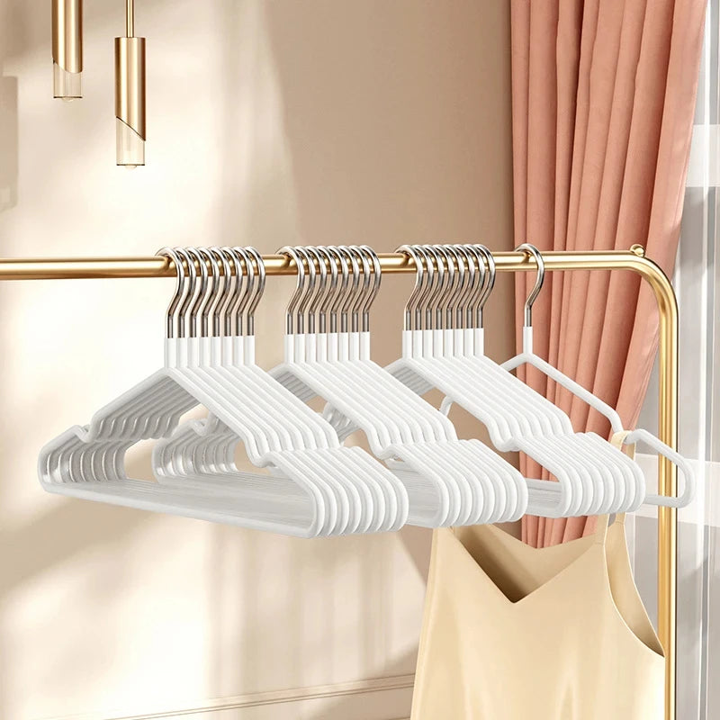Non-Slip Metal Clothes Hangers – Round Notch Design for Suit and Coat Storage