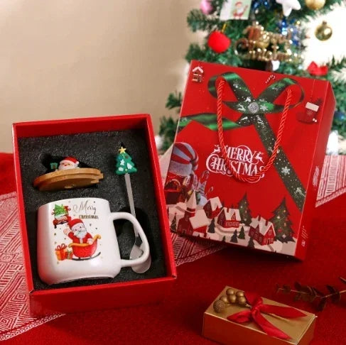 Ceramic Christmas Tree Mug – Festive Coffee Cup with Lid and Spoon for Gifts