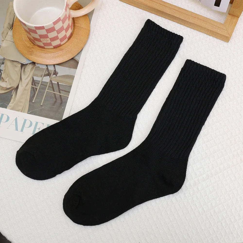 Knitted Mid-Tube Socks – Soft Vintage Cotton for Sports and Leisure