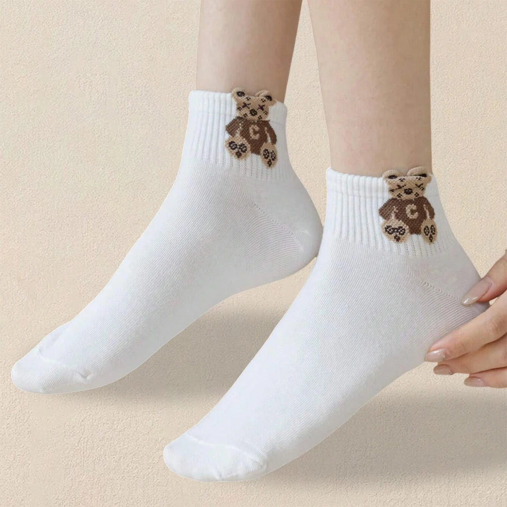 Cartoon Teddy Bear Ankle Socks – Breathable Cotton Casual Footwear for Women