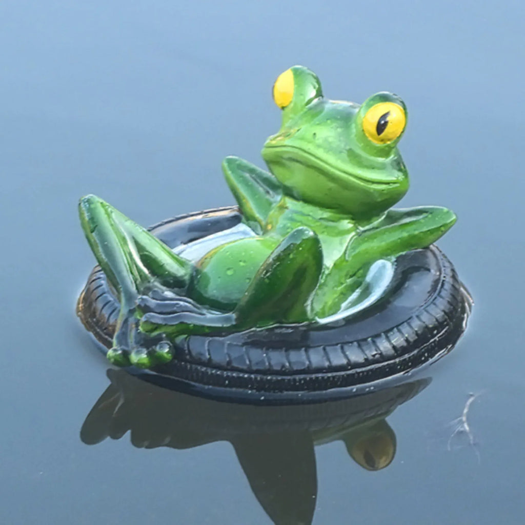 Floating Frog Pond Statue – Realistic Garden Ornament for Outdoor Decor