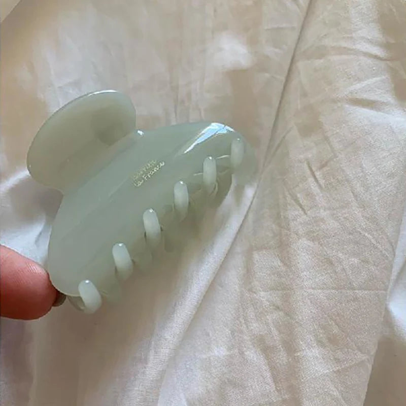 Medium Acetate Hair Claw – Elegant Shark Clip for Women Hair Styling