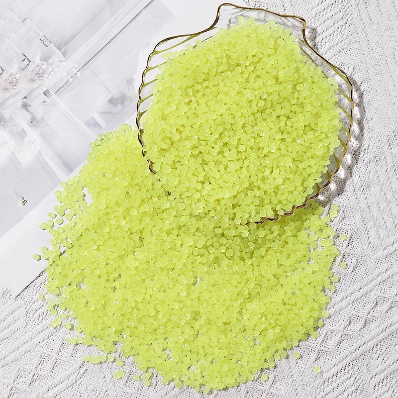 Luminous Glow Pebbles – 3-5mm Fluorescent Stones for Garden and Aquarium Decor