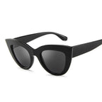Retro Cat Eye Sunglasses – Oversized Plastic Frames for Women Fashion
