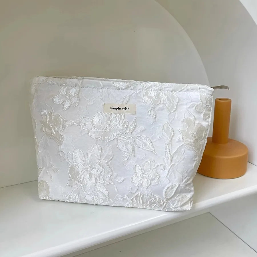 Floral Print Cosmetic Bag – Zippered Makeup Pouch for Travel Essentials