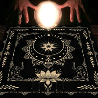 Snake Floral Tarot Tablecloth – Astrology Altar Decor for Divination Rituals