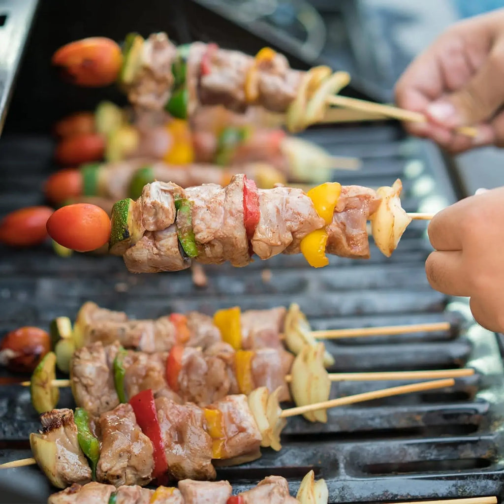 Natural Bamboo Skewers – Disposable Sticks for Grilling and BBQ Appetizers