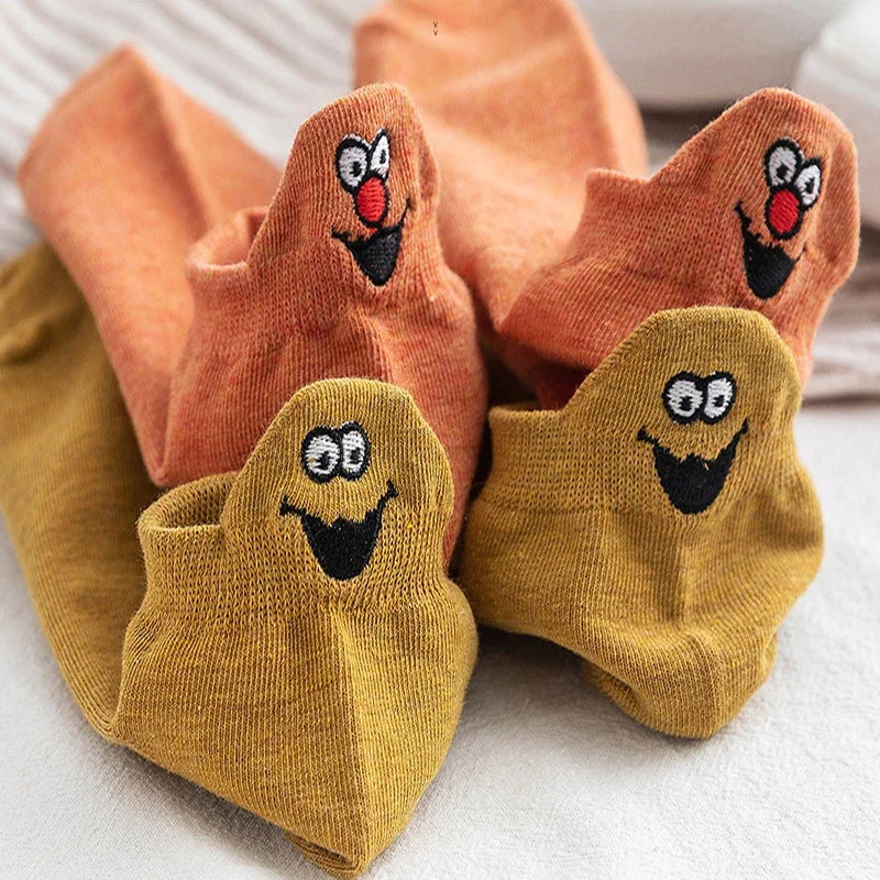 Embroidered Expression Ankle Socks – Kawaii Cotton Fashion for Casual Wear