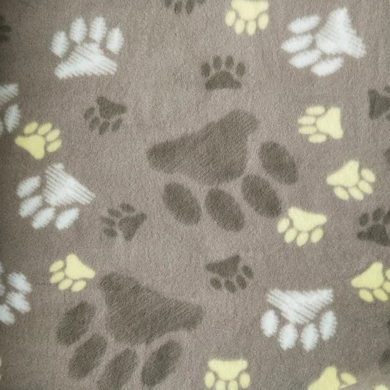 Reversible Fleece Pet Blanket – Comfortable Mat for Large Dogs