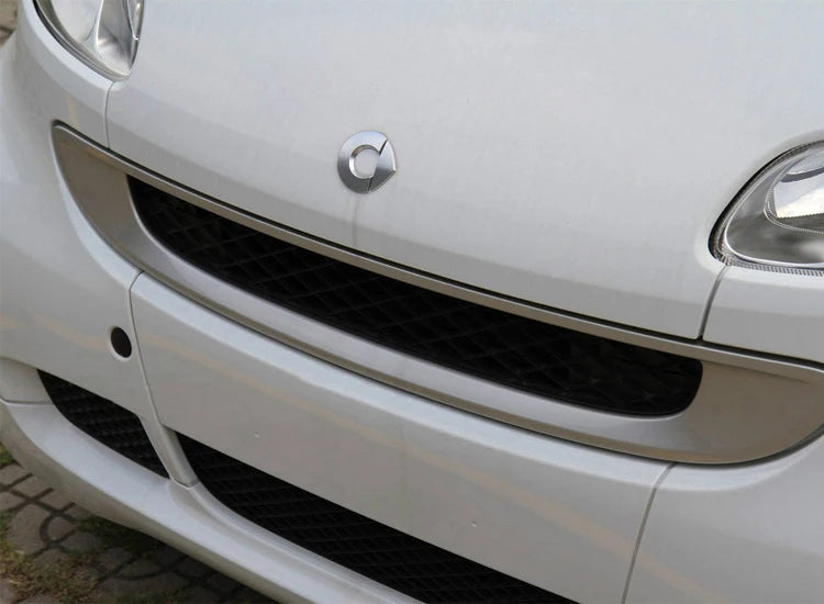 Plastic Tow Hook Cover – Waterproof Exterior Trim for Mercedes Smart Fortwo