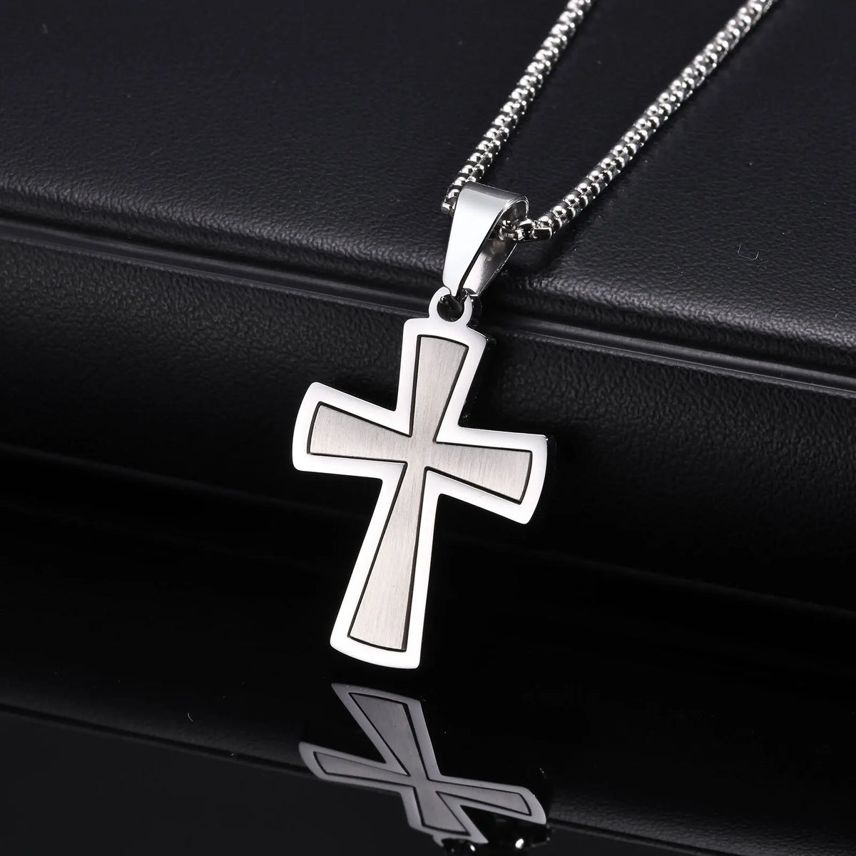 Faith Cross Pendant Necklace – Christian Jewelry for Men and Women