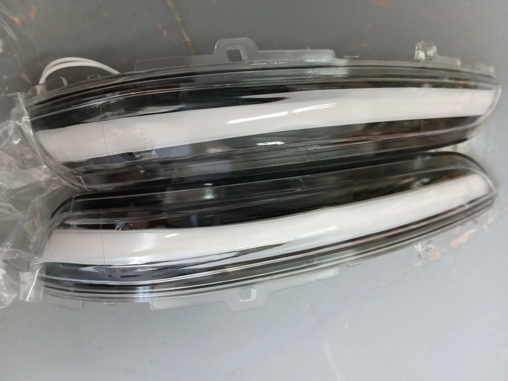 Dynamic LED Side Mirror Turn Signals – Sequential Indicators for Peugeot Citroen
