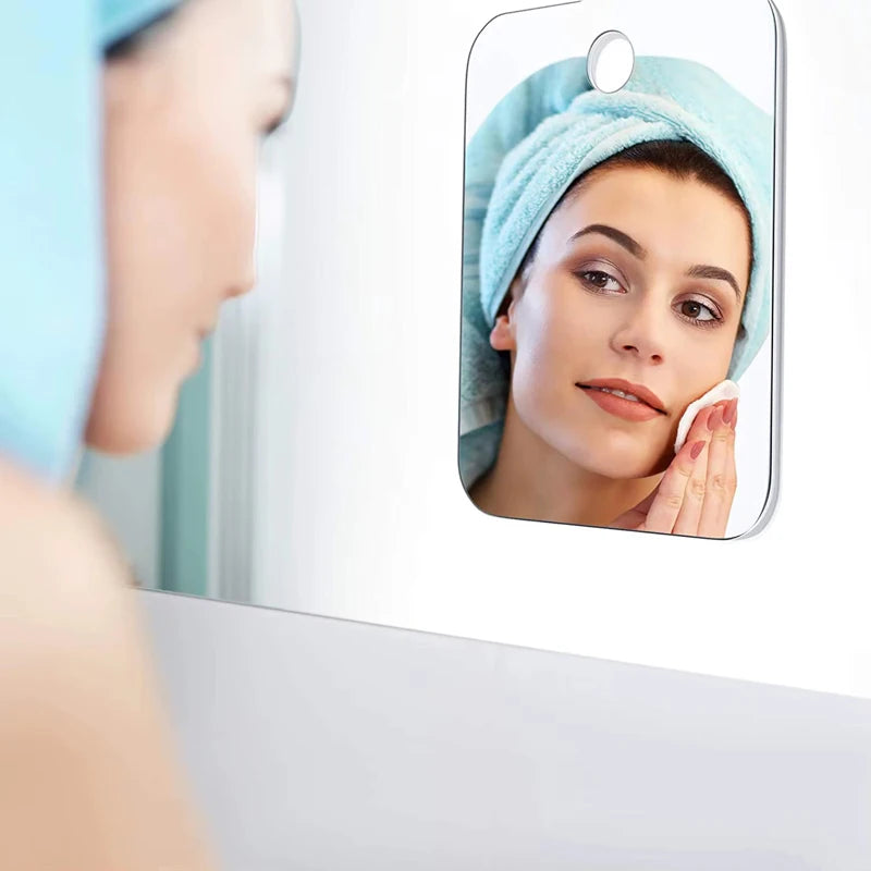 Acrylic Suction Shower Mirror – Portable Shaving and Makeup Tool for Bathroom