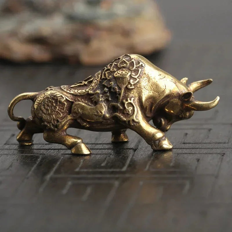 Brass Bull Statue – Solid Copper Animal Figurine for Wealth Home Decor