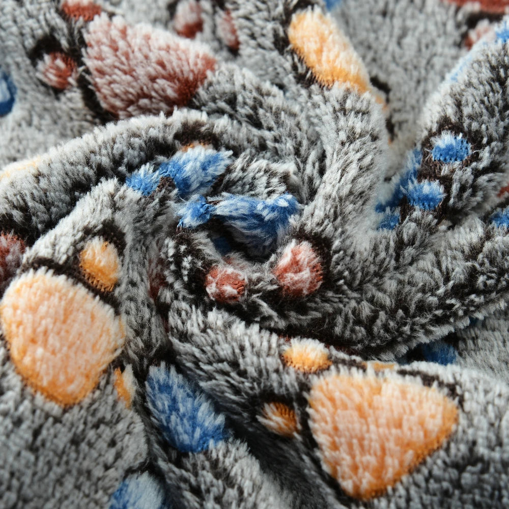 Plush Fleece Pet Blanket – Warm Footprint Mat for Small to Large Dogs and Cats