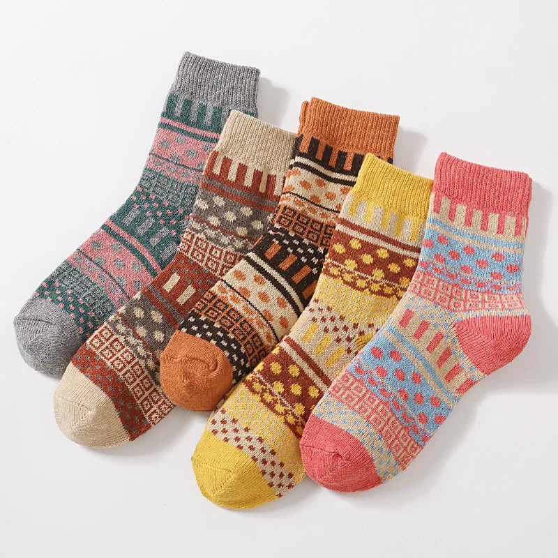 Thickened Retro Ethnic Socks – Warm Soft Cotton Crew Socks for Autumn Winter